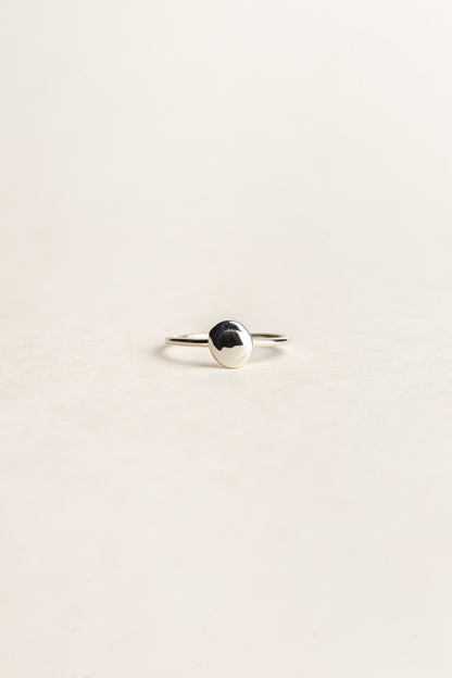 Organic Ring Pebble