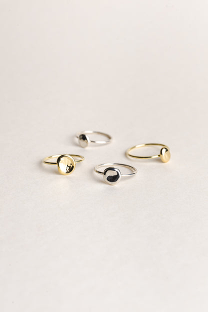 Organic Ring Pebble