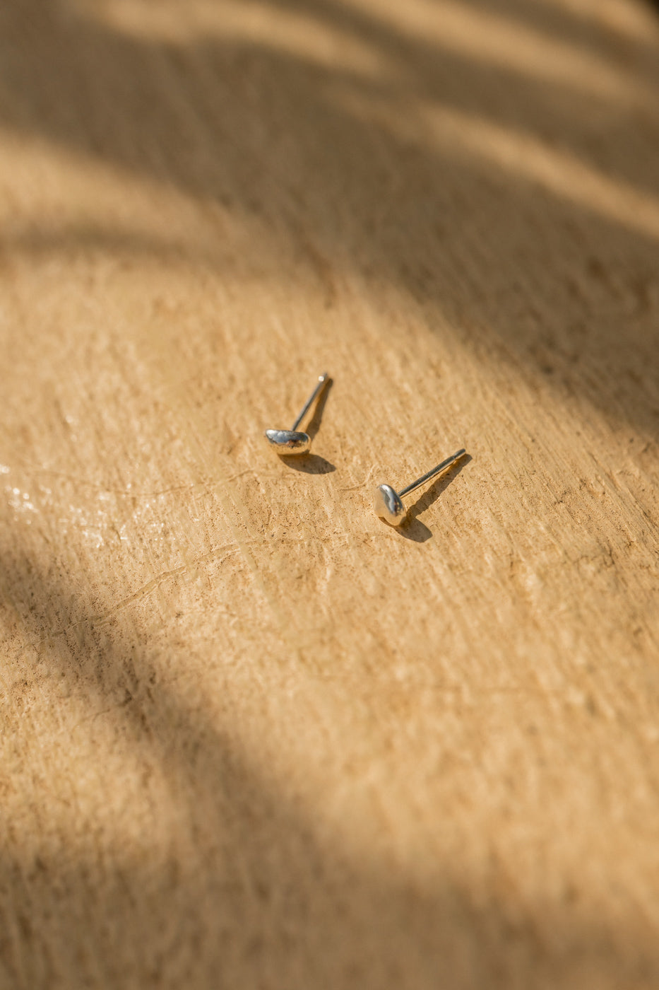 Organic Ear studs Bobbi